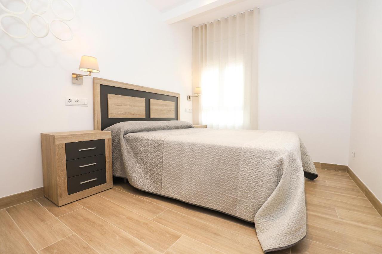 Apartaments Agneta - Vela カンブリルス エクステリア 写真
